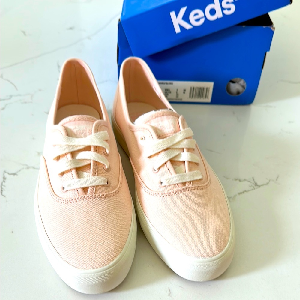 Keds Kids Pink Canvas Shoes -NWT, 7M